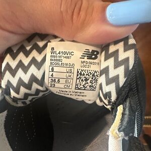 New Balance Women's Black & White Zigzag Tongue Sneakers